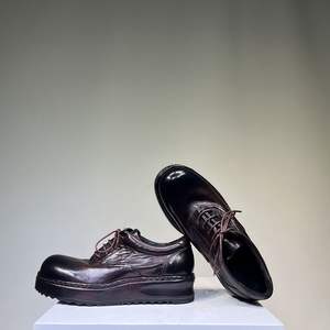 Bottes Chukka en cuir pour hommes, bottes Desert et bottes décontractées en cuir véritable avec semelle en crêpe pour un confort quotidien - Product Image 3