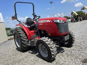 2020 Massey Ferguson 1735M Tractor diésel Potente motor para agricultura - Product Image 6