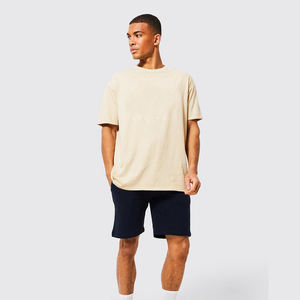 T-shirts et shorts d'été pour hommes, design OEM, coupe-vent, motif léopard, couleurs contrastées, vêtements décontractés avec impressions de logo personnalisées - Product Image 4