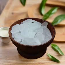 แคมฟอร์บิมเซนีธรรมชาติ บริสุทธิ์และมีกลิ่นหอม เกรดยา สำหรับพิธีกรรม บำบัด และอโรมาเธอราพี คุณภาพส่งออกจากอินเดีย - Product Image 3