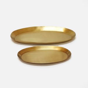 Plateau de service en laiton de qualité supérieure durable avec finition élégante, parfait pour améliorer les paramètres de table pendant les mariages et les fêtes - Product Image 2
