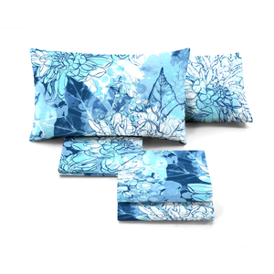 Juego de cama de fabricación italiana Sábana bajera ajustable con estampado digital azul cielo de satén de algodón puro tamaño King y 2 fundas de almohada personalizables - Product Image 1