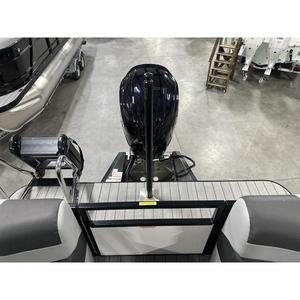 Repuestos y Accesorios para Bote Pontón Veranda VR25RC Tri-Toon 2025 - 3 Tubos, Capacidad Máxima 1,692-2,354 Libras - Product Image 4