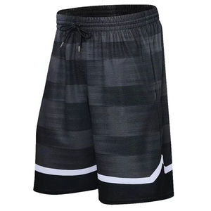 Pantalones cortos de fútbol deportivos de entrenamiento con logotipo personalizado de alta calidad, pantalones cortos de fútbol sublimados de poliéster con cintura elástica informal, servicio OEM - Product Image 3