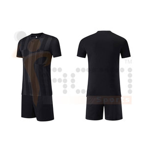 Uniforme de fútbol de fabricante pakistaní fabricado en fábrica, uniforme de fútbol de hombre de mejor estilo para uso de adultos, ropa deportiva - Product Image 4