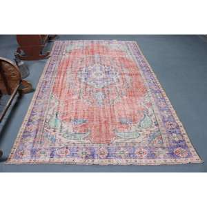 Tapis turc 5,6 x 9,4 pieds, tapis en laine vintage à fleurs rouges - Product Image 1