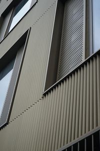 Tôle perforée ondulée en métal en aluminium d'usine de haute qualité en gros pour panneaux métalliques architecturaux - Product Image 4