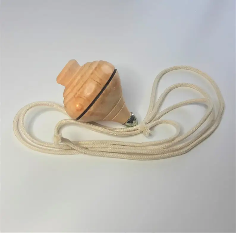 Hot selling wooden spinning tops wooden spinning spinning top wood spinning top toy From Tradnary