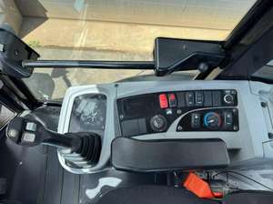 ล้อขนาดกะทัดรัด908ม. แบรนด์ใหม่ที่มีเครื่องยนต์ปล่อยมลพิษต่ำและห้องโดยสารที่มองเห็นได้ชัดเจนสำหรับงานก่อสร้างในเมืองที่มีประสิทธิภาพ - Product Image 4