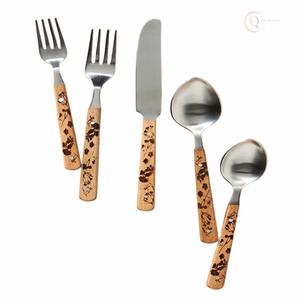 Ensemble de couverts de luxe en acier inoxydable pour la maison et les dîners de fête |   Vaisselle moderne écologique - Product Image 1