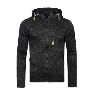 Sweat à capuche fitness décontracté pour hommes, survêtements chauds et doux, tenues de sport à cordon, vente en gros de sweats à capuche de jogging personnalisés pour la saison d'automne - Product Image 1