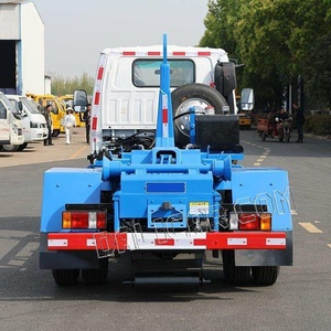 Nuovissimo Camion per Rifiuti con Braccio a Gancio da 3-6 Tonnellate con Sistema Idraulico - Product Image 6