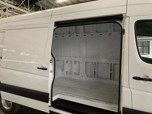 รถบรรทุกขนส่งขนาดใหญ่แบบดับเบิ้ลแค็บ ยี่ห้อแมน-เป่า รุ่นปี 2024 มือสอง พร้อมพวงมาลัยซ้ายและเบาะหนัง - Product Image 3