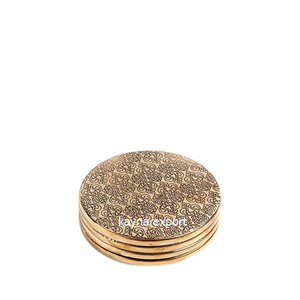 Dessous de verre fantaisie en métal plaqué or à motif de créateur avec un ensemble de 6 verres ronds à texture unique pour la maison et le café à prix réduit - Product Image 5