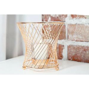 ที่วางเทียนโลหะสีทองสำหรับใช้ในร่มและกลางแจ้ง เหมาะสำหรับตกแต่งบ้าน โรงแรม สำนักงาน งานแต่งงาน และงานปาร์ตี้ - Product Image 4