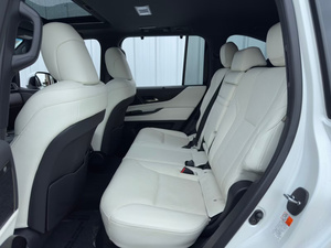 Lexus LX 600 SUV de Lujo 2024, Transmisión Automática, Tracción AWD, Cuero Claro, Turbo, R18, Aluminio, Certificado, Limpio y Poco Uso - Product Image 6