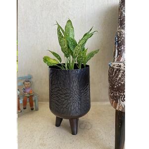 Vase ou jardinière en sculpture unique au design élégant avec couleur chromée de qualité supérieure avec les tailles de 16x11x10 pouces - Product Image 2