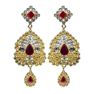 Últimos pendientes de aro de moda de latón con chapado en oro y rodio para bodas, fiestas, aniversarios o regalos - Product Image 1