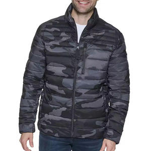 Chaqueta de Invierno para Hombre con Diseño de Camuflaje Personalizado, Chaqueta Cortavientos Impermeable de Nailon Softshell, con Logotipo Frontal - Product Image 4