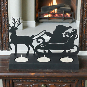 Porte-bougie en métal noir en forme de traîneau du Père Noël avec motif de rennes, décoration de table pour 3 bougies, décoration de Noël - Product Image 3