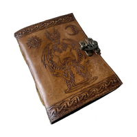 Vente en gros de livre de sorts gothique vintage à couverture rigide diable soleil et lune couverture en cuir gaufré à la main serrure C pour hommes et femmes