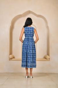 ชุดเดรสผ้าฝ้ายพิมพ์ลายด้วยมือสำหรับผู้หญิง เนื้อผ้านุ่ม ระบายอากาศได้ดี รับผลิตตามขนาดและป้ายกำกับ ขายส่งจากโรงงาน - Product Image 3