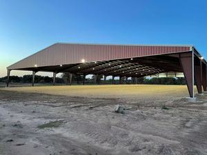 Estructura de Acero de Gran Envergadura para Arena de Equitación, Edificio con Estructura de Portal y Techo Personalizado - Product Image 4
