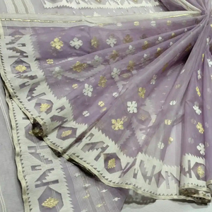 Trendy Deshi Dhakai Jamdani Sharee Calidad de exportación para mujeres JAMDANI FABRIC Azul ROJO VERDE Golden Sky Blue de Bangladesh - Product Image 1