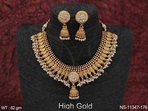 Ensemble de collier de bijoux de temple de style ras du cou de style fantaisie plaqué or haut vêtements de fête de créateur - Product Image 3