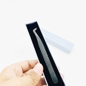 Pinzas de punta de fibra alta con logotipo personalizado, extensión de pestañas, volumen de bota, pinzas de extensión de pestañas negras, cuidado personal sostenible - Product Image 4