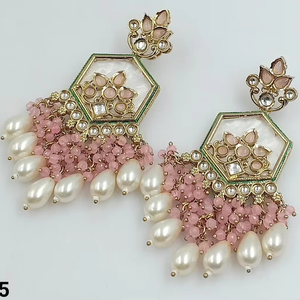 PENDIENTES TRADICIONALES Y DE MODA INDIOS KUNDAN CHAPADO EN ORO CON PENDIENTES DE PERLAS Y PENDIENTES DE BOLLYWOOD PARA MUJERES Y NIÑAS - Product Image 1