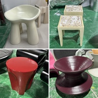 Tabouret d'appoint ludique en PRV en forme de tube pour café, bar, showroom, villa, intérieur personnalisé pour agences de design et projets d'aménagement hôtelier