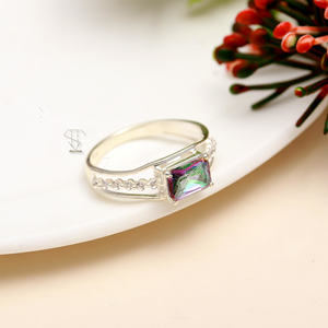 Topaze Mystique Arc-en-ciel Bague en argent sterling 925 Forme octogonale Topaze Mystique Arc-en-ciel Bague en argent sterling avec pierres précieuses semi-précieuses - Product Image 3
