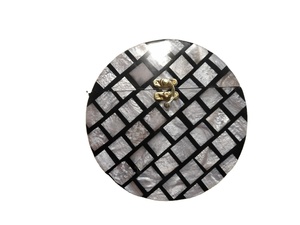 กระเป๋าคลัทช์สำหรับงานแต่งงานทำจากอะคริลิคหรูหราดีไซน์เป็นเอกลักษณ์ - Product Image 3