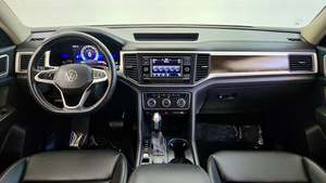 2023 pour Atlas 2.0T Turbo SE 4Motion AWD Conduite à gauche 8 cylindres Automatique Faible kilométrage Prix Stock Disponible pour expédition - Product Image 5