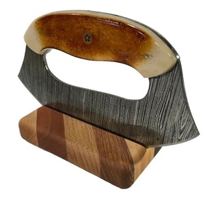 Couteau Ulu à lame unique Couteau à hacher en acier damas Couteau Ulu à vendre avec couverture en cuir - Product Image 3