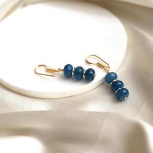 Pendientes colgantes de apatita de neón hechos a mano, ganchos chapados en oro con cuentas espaciadoras, joyería elegante de piedra natal - Product Image 6