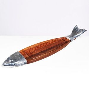 Plateau de service pieds d'oiseaux en bois d'acacia avec poignées d'oiseaux argentées Idéal pour les plateaux de fromage, les apéritifs et les articles de service décoratifs - Product Image 4