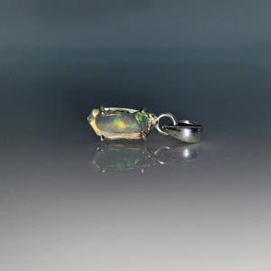 Pendentif vintage en opale naturelle éthiopienne, pierre précieuse brute, fait à la main, opale brute de feu multi, cadeau de mariage pour femme en cuivre - Product Image 3