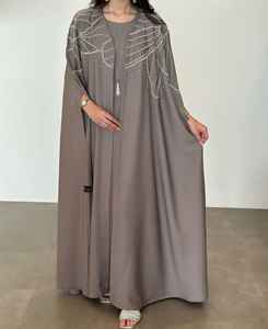 Diseñador único Abaya modesto con hermoso bordado de lujo Abayas modestos para bodas Eventos formales Mejor precio al por mayor - Product Image 1