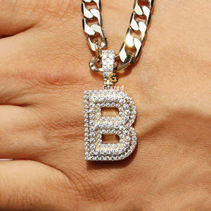 Joli pendentif Hip Hop alphabétique en or massif 10kt et diamants ronds de laboratoire taillés en brillant améliorant la clarté vvs - Product Image 6