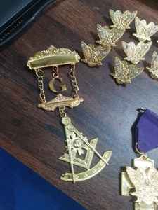 Bijoux en métal Tout bijou POL TOPS que vous pouvez obtenir des insignes maçonniques personnalisés - Product Image 6