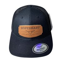 Casquette à visière plate personnalisée OMD Factory Vietnam avec étiquette brodée, pour le streetwear et l'extérieur, production complète, qualité internationale, prix B2B