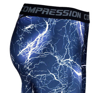 Short de compression flexible avec coupe ergonomique Short de compression pour homme avec tissu anti-odeur - Product Image 5