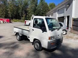 Camioneta Kei Subaru Sambar 4WD de 1996, Usada en Perfectas Condiciones, del Mercado Japonés, Transmisión Manual de 5 Velocidades - Product Image 3