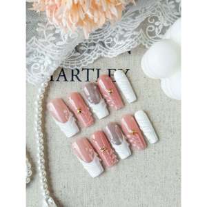 Autocollants pour ongles Starlit Veil, art de l'ongle scintillant, pour embellir le vernis à ongles - Product Image 2