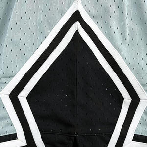 Shorts de basketball respirants imprimés avec nom et numéro de joueur personnalisés pour hommes Shorts de basketball durables de meilleure qualité de vente - Product Image 5