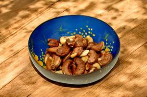 Tazón Ecológico y Sostenible de Cáscara de Coco, Tazón Natural Hecho a Mano para Utensilios de Cocina, Vajilla y Uso Doméstico - Product Image 3