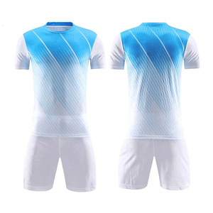 Uniformes de Fútbol Personalizados de Alta Calidad, Nueva Tendencia, Conjuntos Duraderos y Elegantes con Técnica de Sublimación, Diseña Tu Propio Equipo - Product Image 2