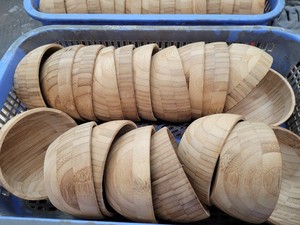 Bol en bambou de haute qualité pour la présentation des repas, le service de collations, les lignes de cuisine, le service de nourriture et les repas quotidiens, Vietnam - Product Image 2